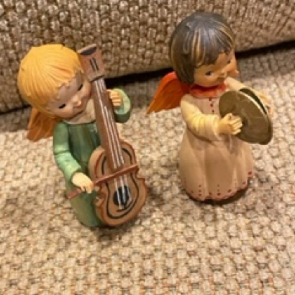 RARE FIND - Vintage ANRI by Ferrandiz set of two angels